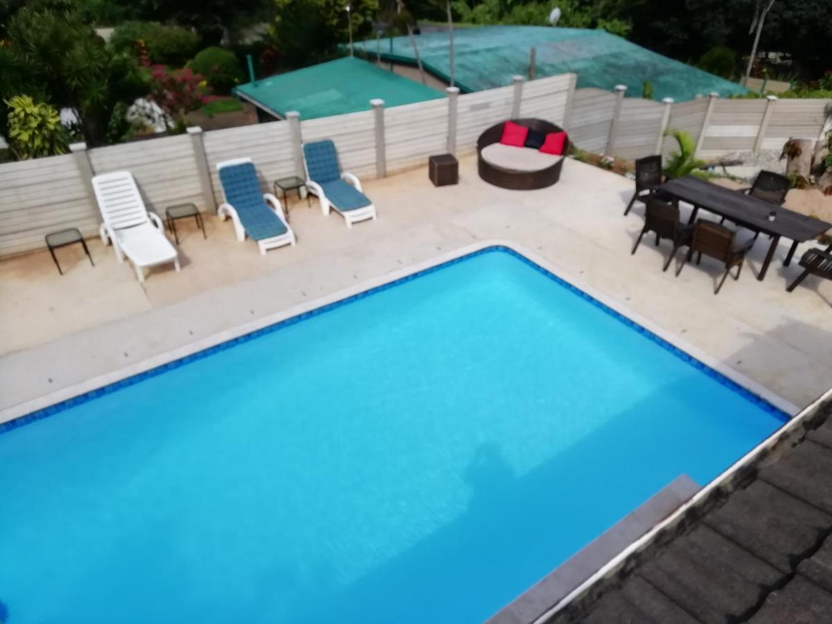 Poolside Guest House ميناء شيبستون المظهر الخارجي الصورة